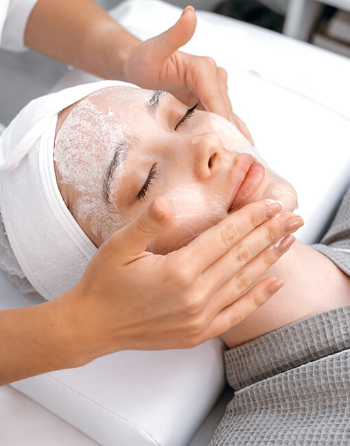Lightening Lift-Forte, pigmentfolt, egyenetlen bőrtónus, peeling, tejsav, kojicsav, c-vitamin, öregedési foltok halványítása, arckezelés, Turi Szilvia, Győr, x-Shape stúdió, kozmetika